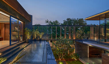 Gallery of Corner House / DADA Partners  - 8