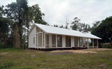 Prefabricated House Yvyra / ENNE Arquitectura