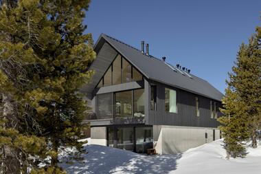 Hemlock House / Alexander Jermyn Architecture