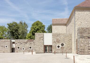 谢西文化中心 / Opus 5 architectes