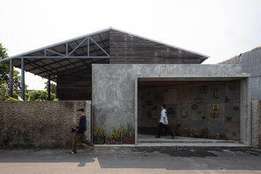 Weng’s Factory Co-Working Space / Architect Nonsense