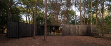 Archipelago Pavilion Author Houses / Alarcia Ferrer Arquitectos