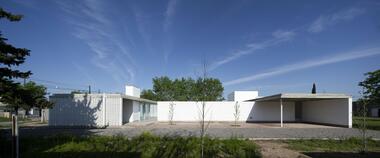 Casa parroquial  / Monti Bruno Morero