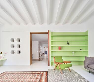 Apartamento en la calle Girona / Raúl Sanchez Architects