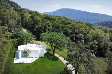 Gallery of Pinwheel House / JM Architecture  - 1