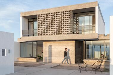 Dúplex B14 / ONA - Oficina Nómada de Arquitectura