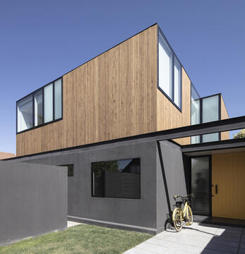 Galería de Alto rendimiento y bajo impacto ambiental: 5 edificios con Madera Acetilada  - 1
