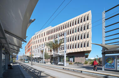 Rob and Melani Walton Center for Planetary Health  / Grimshaw + Architekton