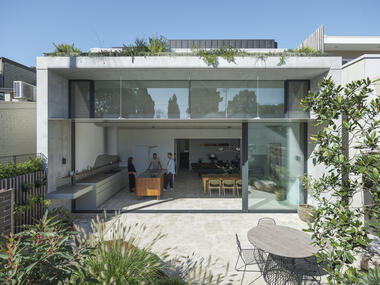 Hidden Garden House / Sam Crawford Architects