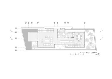 Galería de Arquitectura del retail: ejemplos en planta de 100 a 1000 m2   - 35
