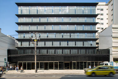 Pulse 办公楼 / Jacobsen Arquitetura