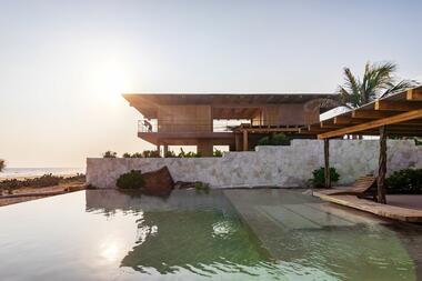 Gallery of Punto Plataforma Residential Complex / FRB Arquitectos Asociados  - 7