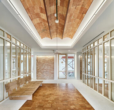 Casa Pich i Pon.LOOM加泰罗尼亚广场 / SCOB + Sergi Carulla Altadill + Oscar Blasco Lázaro