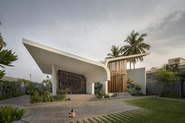  Casa Hosapete Mane / Cadence