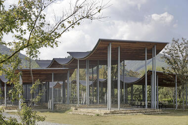 Pavilhão Tenda do Mar de Flores / Zhejiang A&F University Landscape Architecture Institute + Beeeed Atelier
