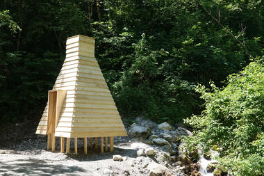 Periscope Hut / ELSE