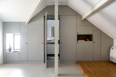 Gallery of Brazilian Houses That Transform and Reuse Attic Space  - 3