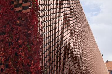Gallery of Ceramic Textiles for Facades - 5
