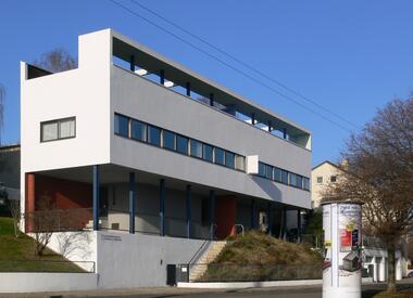 Gallery of The Myth of Pure White Architecture: How Architects of Modernity Used Color  - 4