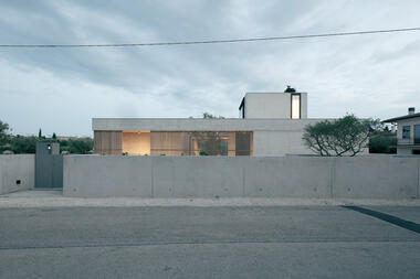 House NF / Didonè Comacchio Architects