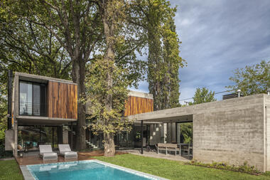 Galería de Casa ARANZAZU / Besonias Almeida Arquitectos  - 20