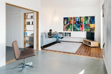 Painter's Apartment / Miguel Amado Arquitectos