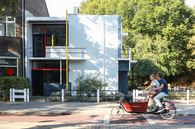 El mito de la arquitectura blanca: cómo los arquitectos de la modernidad usaron el color