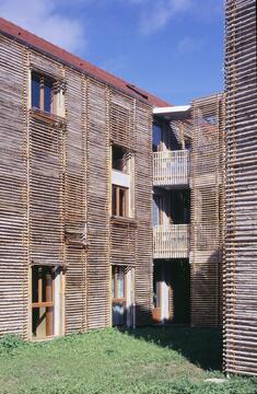 Galería de Vivienda Colectiva La Closeraie / Edouard François  - 7