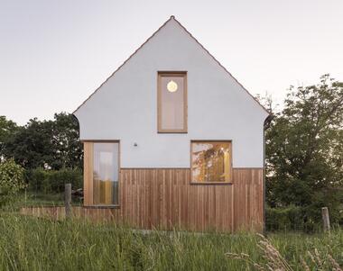 Casa De Mi Luna / Studio Circle Growth