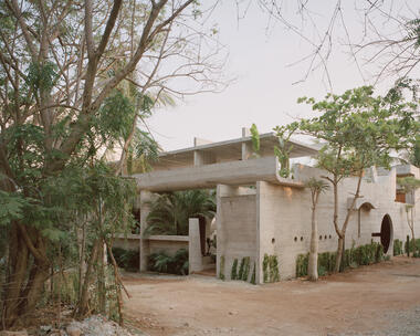 Gallery of House TO / Ludwig Godefroy Architecture  - 2