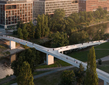 Štvanice Footbridge in Prague / Blank Architekti s.r.o + Bridge Structures s.r.o