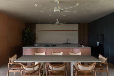 Gallery of Alarine Earth Home / Zarine Jamshedji Architects  - 17