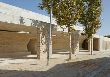 Centro de salud Cap Cotet / BASS