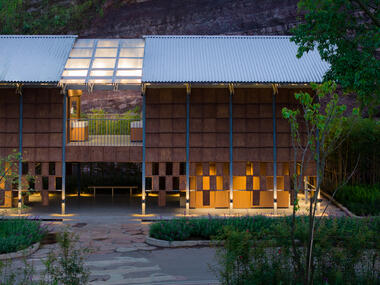 Baños Palm frente al mar de flores / Zaixing Architectural Design