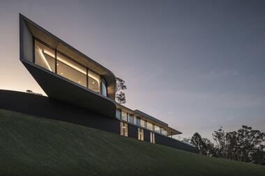 Gallery of Cliffhanger House / Joe Adsett Architects  - 16