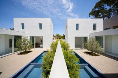 Santa Monica Courtyard Houses / Inaba Williams Architects