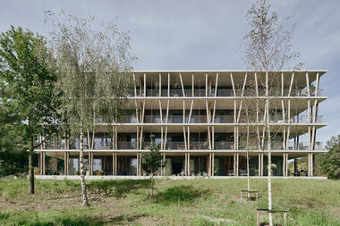 Edificio ‘t Bosbad  / GAAGA