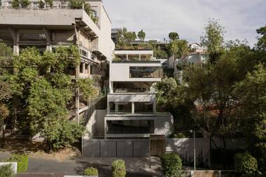 Madre House / Taller David Dana