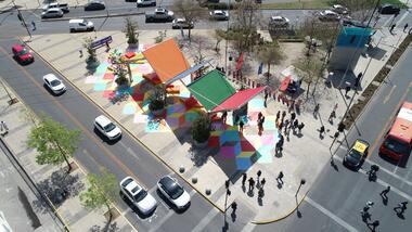 Mirrors Plaza / Bla! Estudio Creativo + Abarca Palma Arquitectos