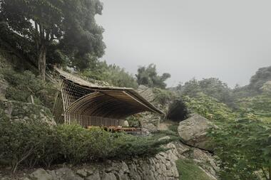 清水茶坊 / Behet Bondzio Lin Architekten