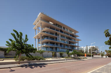 Galería de Residencias Eden / Constanti Architects  - 2
