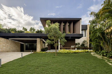Residência MC / Anarquitectura