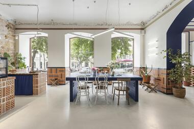Godshot Coffee Odesa / Petrossjan Architecture Studio