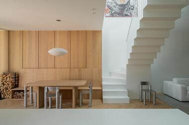 Light Box House / NatureHumaine