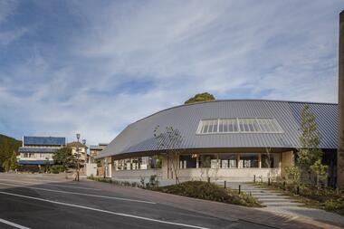 Saga Hirakawaya Store and Restaurant / Keiji Ashizawa Design