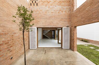 Casa Aguas Buenas / Ignacio Szulman arquitecto