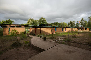 Galería de Escuela Kwel Ka Baung / Agora Architects  - 15