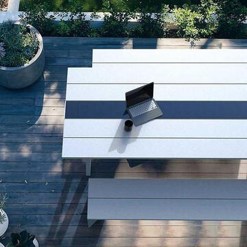 Solar Garden Tables - eTable from Enovio Sp