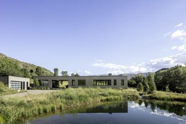 Residencia Snowmass Creek / Studio B Architecture + Interiors