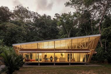Descarbonización y eficiencia energética en América Latina: ¿Cómo avanzar hacia una arquitectura más sostenible?